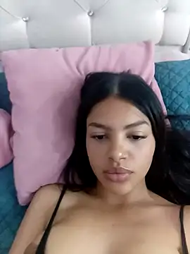 Snapshot of MeganHillss chatting on November 2025 07:08:02 AM MeganHillss online show from November 2025 07:08:02 AM