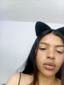 Snapshot of MeganHillss chatting on November 2025 05:39:02 AM MeganHillss online show from November 2025 05:39:02 AM