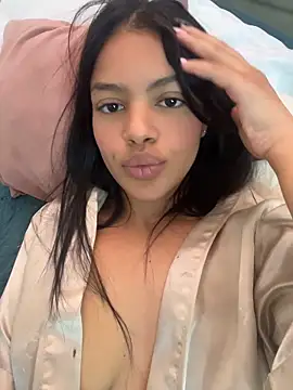 Snapshot of MeganHillss chatting on June 2026 08:52:02 PM MeganHillss online show from June 2026 08:52:02 PM