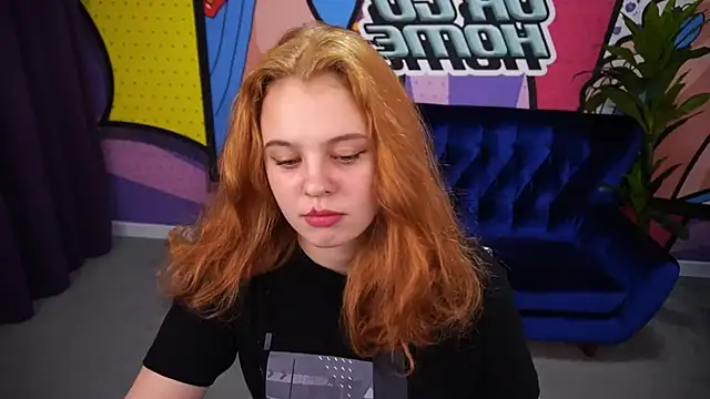 Snapshot of SnowWhiti chatting on October 2025 02:29:01 PM SnowWhiti online show from October 2025 02:29:01 PM