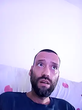 Alexelli40 online show from April 2026 06:05:02 PM
