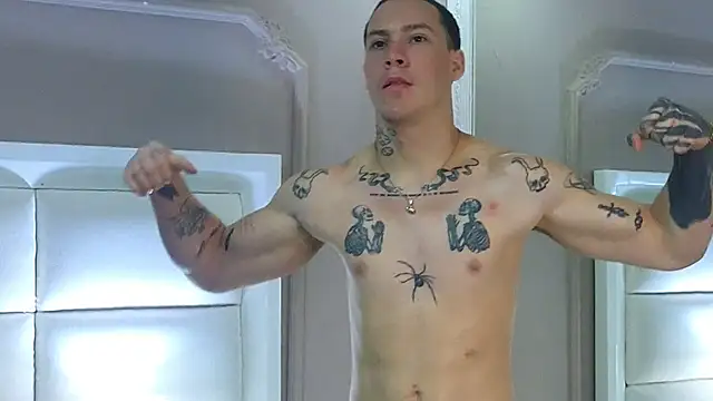 Snapshot of JacobRhude_ chatting on November 2025 01:57:01 PM JacobRhude online show from November 2025 01:57:01 PM