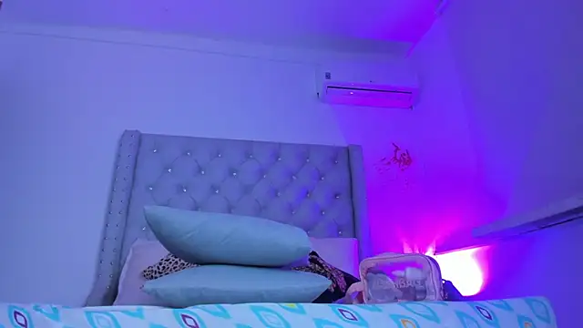 Snapshot of ChocoBunny1 chatting on November 2025 04:17:02 AM ChocoBunny1 online show from November 2025 04:17:02 AM