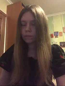 Snapshot of LunaVirelle chatting on February 2026 05:09:02 PM LunaVirelle online show from February 2026 05:09:02 PM