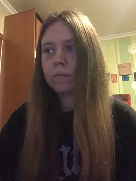 Snapshot of LunaVirelle chatting on March 2026 05:29:01 PM LunaVirelle online show from March 2026 05:29:01 PM