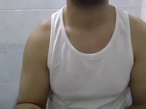 Snapshot of sci69 chatting on October 2025 11:02:01 PM sci69 online show from October 2025 11:02:01 PM