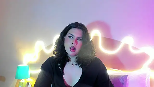 Snapshot of Little_Alli chatting on November 2025 12:55:01 AM Little Alli online show from November 2025 12:55:01 AM