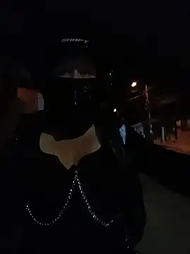 Snapshot of Scarlet_Aura chatting on November 2025 05:29:02 AM Scarlet Aura online show from November 2025 05:29:02 AM