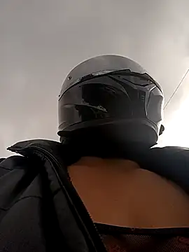 Snapshot of Scarlet_Aura chatting on November 2025 08:34:02 PM Scarlet Aura online show from November 2025 08:34:02 PM