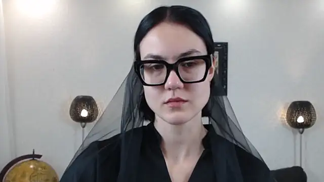 Marie Fitch online show from October 2025 01:56:02 PM