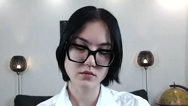 Marie Fitch online show from November 2025 03:50:01 AM