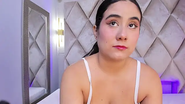 Snapshot of GabyParker_ chatting on November 2025 12:39:02 PM GabyParker online show from November 2025 12:39:02 PM