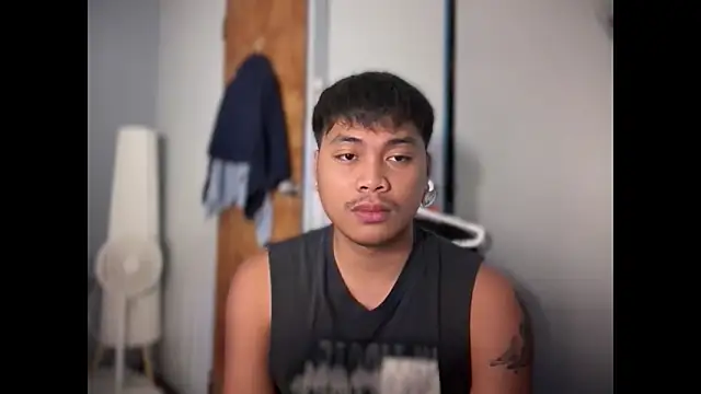 Snapshot of LuisitoJuancho55 chatting on November 2025 04:20:01 PM LuisitoJuancho55 online show from November 2025 04:20:01 PM