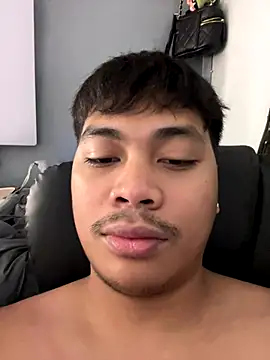 Snapshot of LuisitoJuancho55 chatting on November 2025 01:58:01 PM LuisitoJuancho55 online show from November 2025 01:58:01 PM