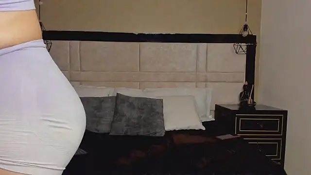 RousseWalker online show from November 2025 11:54:02 AM