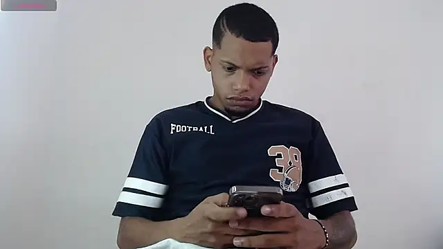 Snapshot of drako_monster chatting on October 2025 05:22:02 PM drako monster online show from October 2025 05:22:02 PM