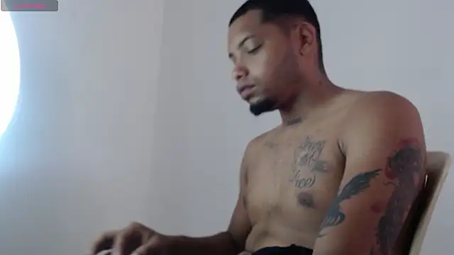 Snapshot of drako_monster chatting on October 2025 04:29:02 PM drako monster online show from October 2025 04:29:02 PM