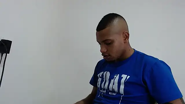 Snapshot of drako_monster chatting on November 2025 07:49:02 PM drako monster online show from November 2025 07:49:02 PM