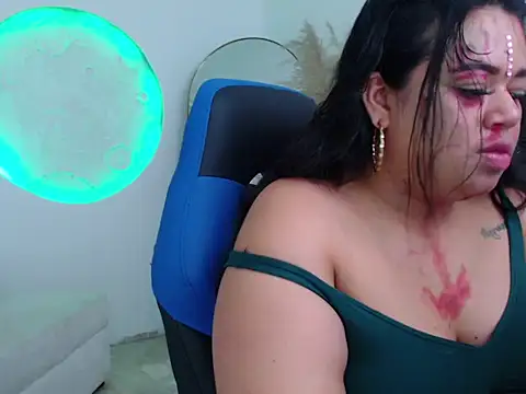 Snapshot of oliviia_cute chatting on November 2025 04:58:02 AM oliviia cute online show from November 2025 04:58:02 AM