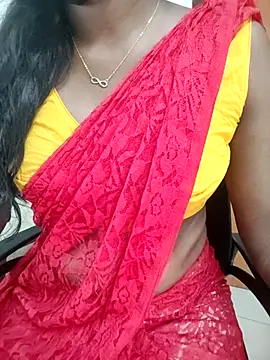 Snapshot of Tamilmallu-duskygirl03 chatting on May 2026 11:38:02 AM Tamilmallu-duskygirl03 online show from May 2026 11:38:02 AM