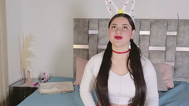 Snapshot of JulietaTorres_ chatting on November 2025 03:51:01 AM JulietaTorres online show from November 2025 03:51:01 AM