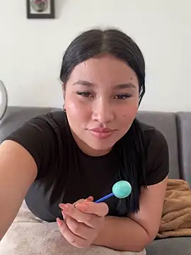 Snapshot of Vicky_bloonde chatting on October 2025 07:44:01 PM Vicky bloonde online show from October 2025 07:44:01 PM