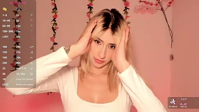 Ashleyroys 111 online show from April 2026 07:27:01 PM