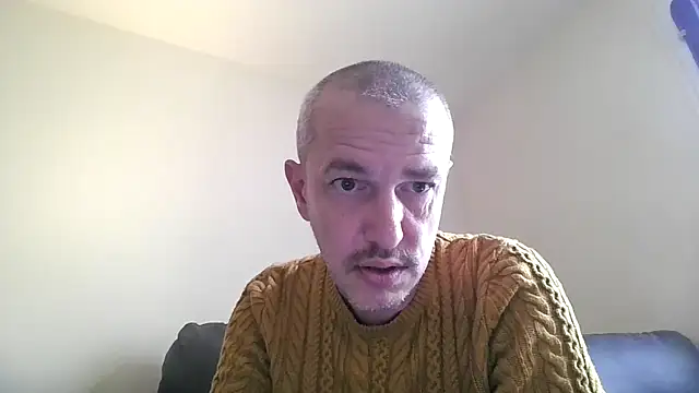 Nyctalopie8579 online show from April 2026 03:20:02 PM