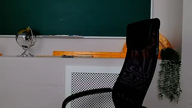 Snapshot of ClaireMathis chatting on January 2026 02:55:02 PM ClaireMathis online show from January 2026 02:55:02 PM