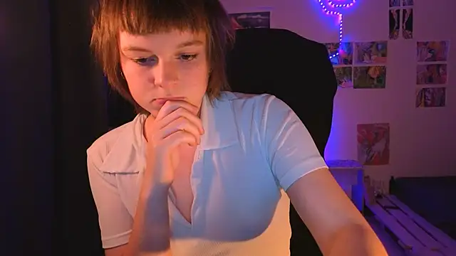 liquid0fluid0 online show from October 2025 07:25:02 PM