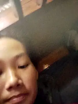 Snapshot of gio-thu chatting on October 2025 05:50:02 AM gio-thu online show from October 2025 05:50:02 AM