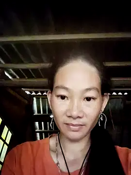 Snapshot of gio-thu chatting on October 2025 01:50:02 AM gio-thu online show from October 2025 01:50:02 AM