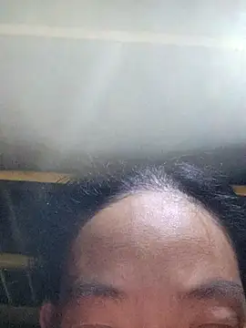 Snapshot of gio-thu chatting on October 2025 04:31:02 AM gio-thu online show from October 2025 04:31:02 AM