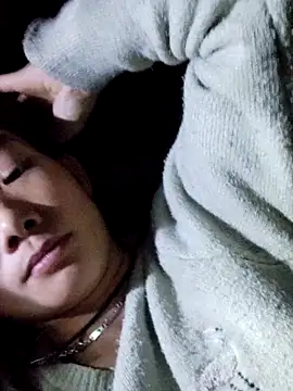 Snapshot of gio-thu chatting on November 2025 06:07:02 AM gio-thu online show from November 2025 06:07:02 AM