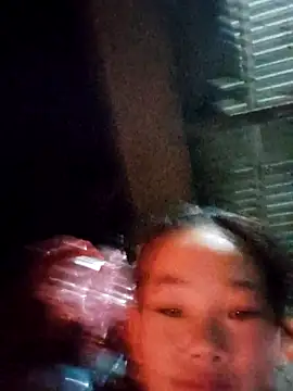 gio-thu online show from December 2025 12:24:02 PM