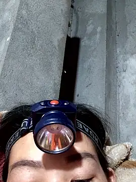 gio-thu online show from February 2026 09:11:02 PM