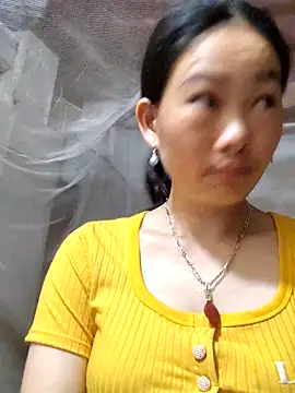 gio-thu online show from May 2026 12:43:01 PM