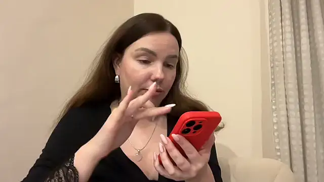 Snapshot of Sovienne chatting on February 2026 08:16:01 PM Sovienne online show from February 2026 08:16:01 PM