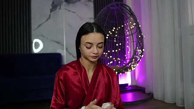 Snapshot of RachelRavee chatting on November 2025 05:07:02 AM RachelRavee online show from November 2025 05:07:02 AM