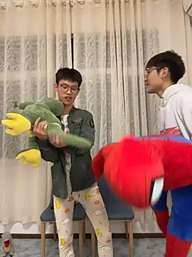 Snapshot of KK-cuteboy chatting on October 2025 12:38:02 PM KK-cuteboy online show from October 2025 12:38:02 PM