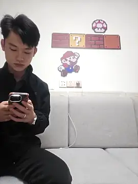 KK-cuteboy online show from April 2026 12:55:02 PM