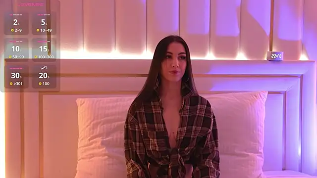 Snapshot of BettyLeen chatting on February 2026 03:56:02 AM BettyLeen online show from February 2026 03:56:02 AM