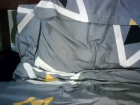 Snapshot of Ntokozo290 chatting on October 2025 04:08:02 PM Ntokozo290 online show from October 2025 04:08:02 PM