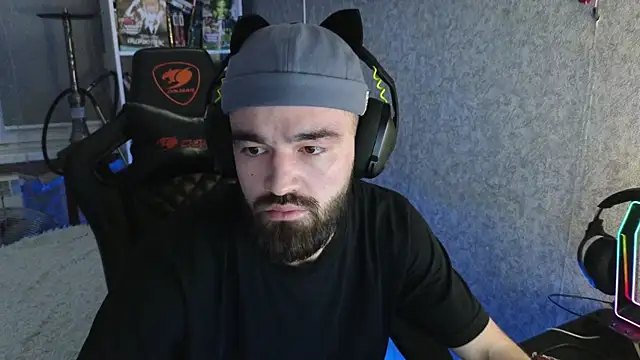 Nik Namee online show from November 2025 04:34:02 AM