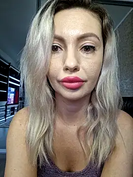 BritanyVegas online show from November 2025 10:36:02 AM