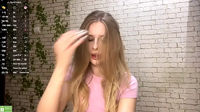 Snapshot of RosalindSherlock chatting on November 2025 08:09:01 PM RosalindSherlock online show from November 2025 08:09:01 PM