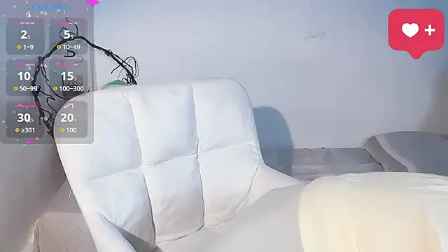 Snapshot of BeChinh_Lee chatting on November 2025 12:19:02 PM BeChinh Lee online show from November 2025 12:19:02 PM