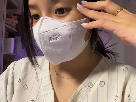 BeChinh Lee online show from June 2026 05:21:02 PM