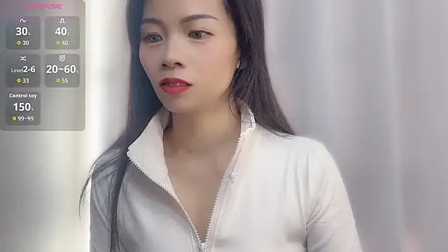 Snapshot of Lynnalltop-165-KeKe chatting on November 2025 02:36:01 AM Lynnalltop-165-KeKe online show from November 2025 02:36:01 AM