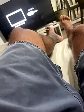 Snapshot of DrDreAu chatting on October 2025 10:47:02 AM DrDreAu online show from October 2025 10:47:02 AM